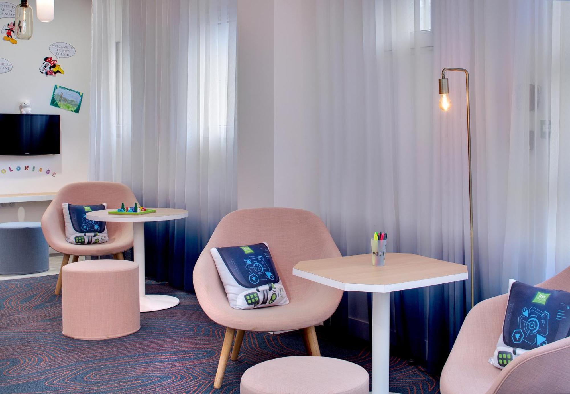Hôtel ibis Styles Vichy Centre Exterior foto