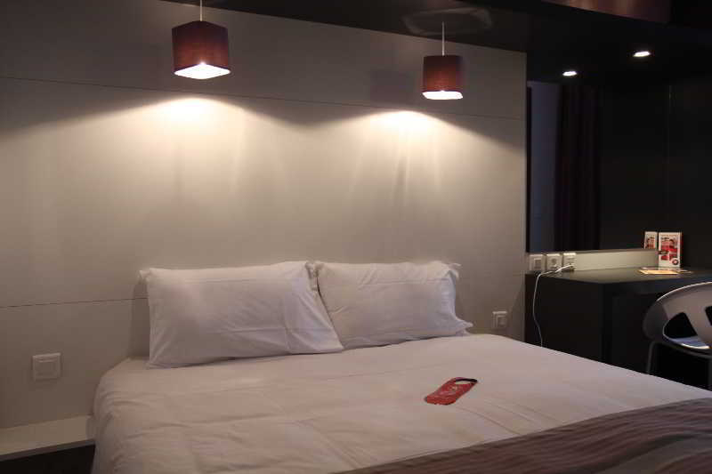 Hôtel ibis Styles Vichy Centre Exterior foto