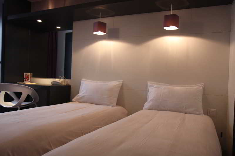 Hôtel ibis Styles Vichy Centre Exterior foto