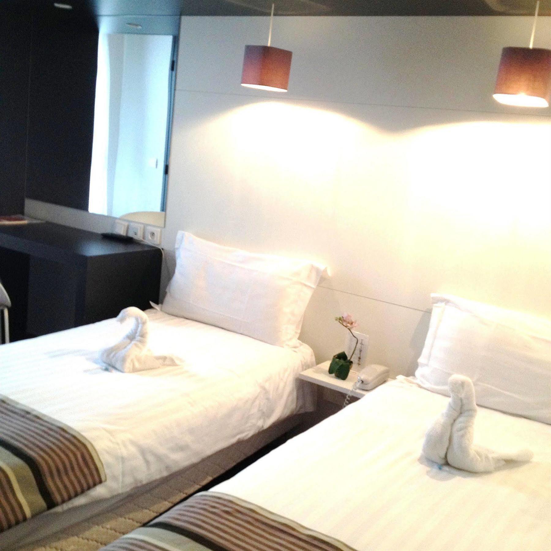 Hôtel ibis Styles Vichy Centre Exterior foto